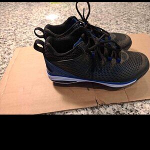 Bombah boys metal cleats